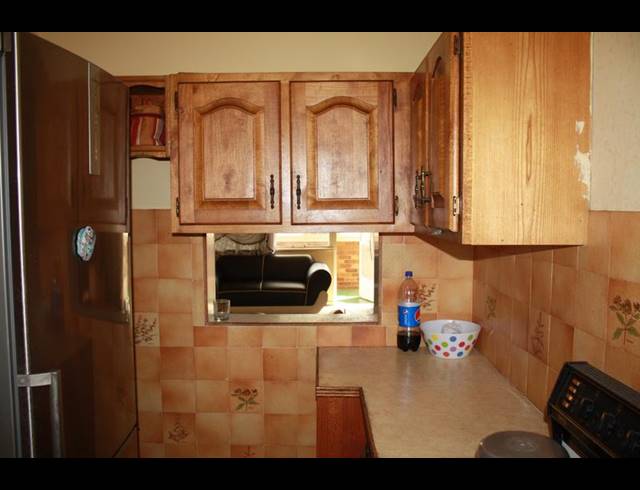 2 BEDROOM APARTMENT FOR SALE IN PRIMROSE